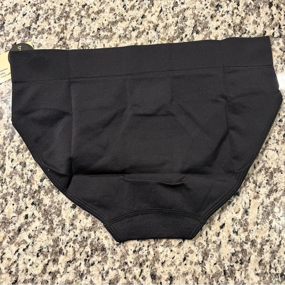 Truekind NWT Ultra-Soft Essentials Black Full Coverage Briefs Panties Size Small